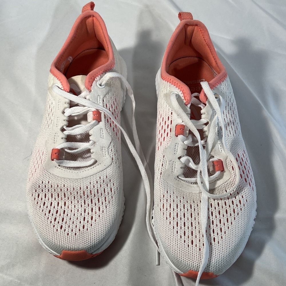 Reebok Flexagon LM Les Mills Training Shoes  Peach White Size‎ 7.5